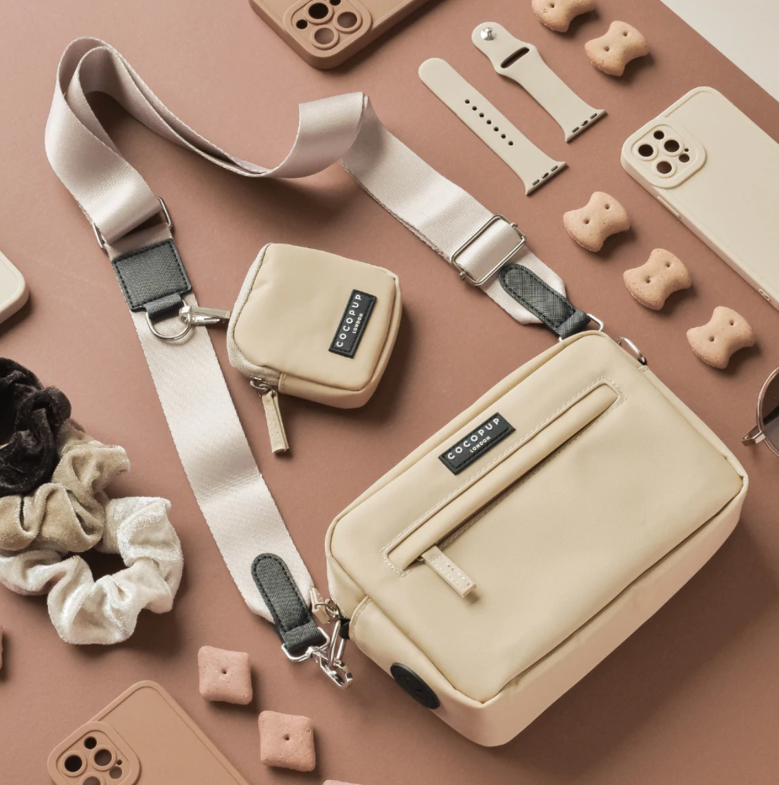 Die Everyday Essentials Kollektion von Cocopup – stilvolle Hundezubehörteile für deinen täglichen Hundespaziergang.