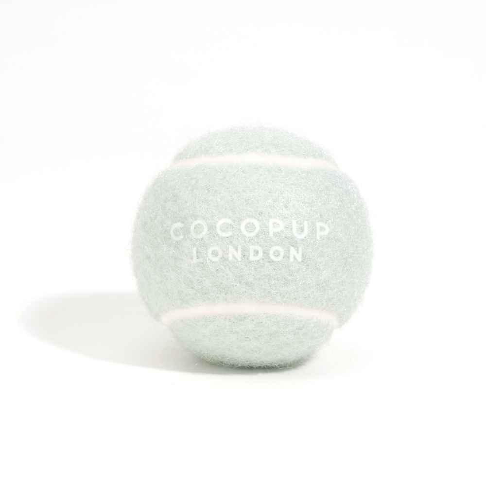 COCOPUP London Tennisball in Pistazie – der ideale Spielpartner für deinen Hund bei Apportier- und Jagdspielen.