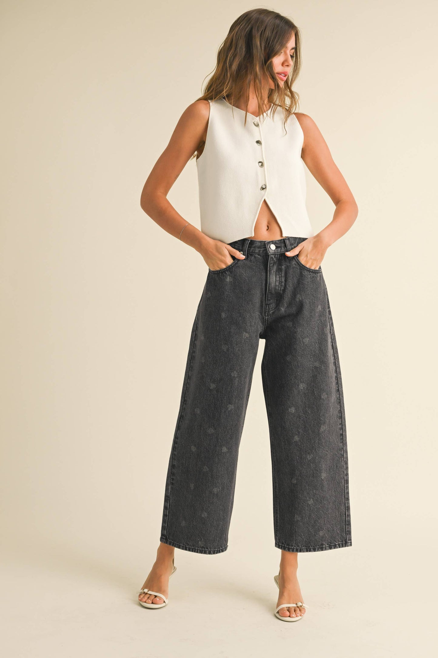 Wide-Leg-Jeans mit Herzmuster