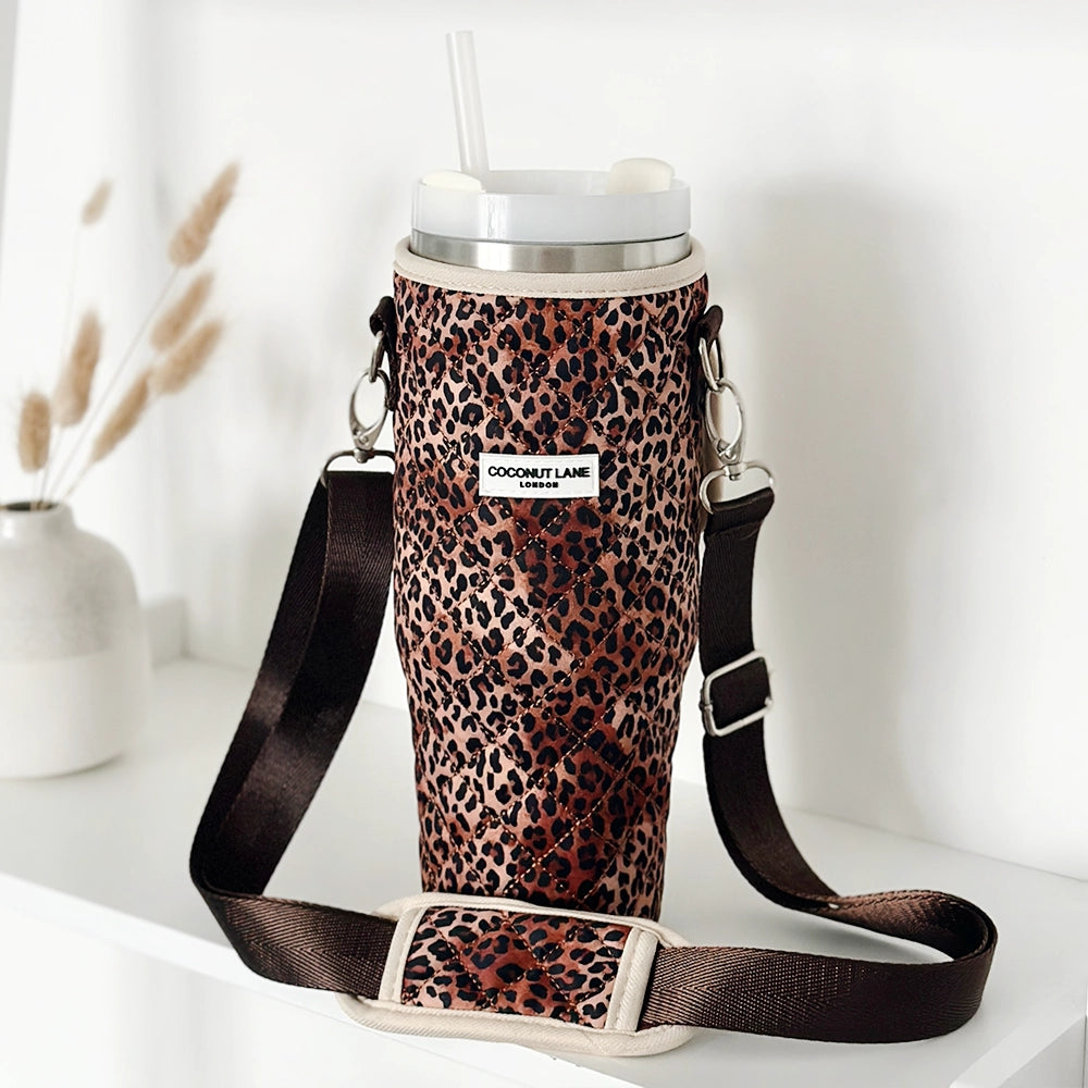 COCONUT LANE Tragetasche für Edelstahlbecher im Leopardenprint – schützt deinen Becher unterwegs und sorgt für einen stylischen Look.