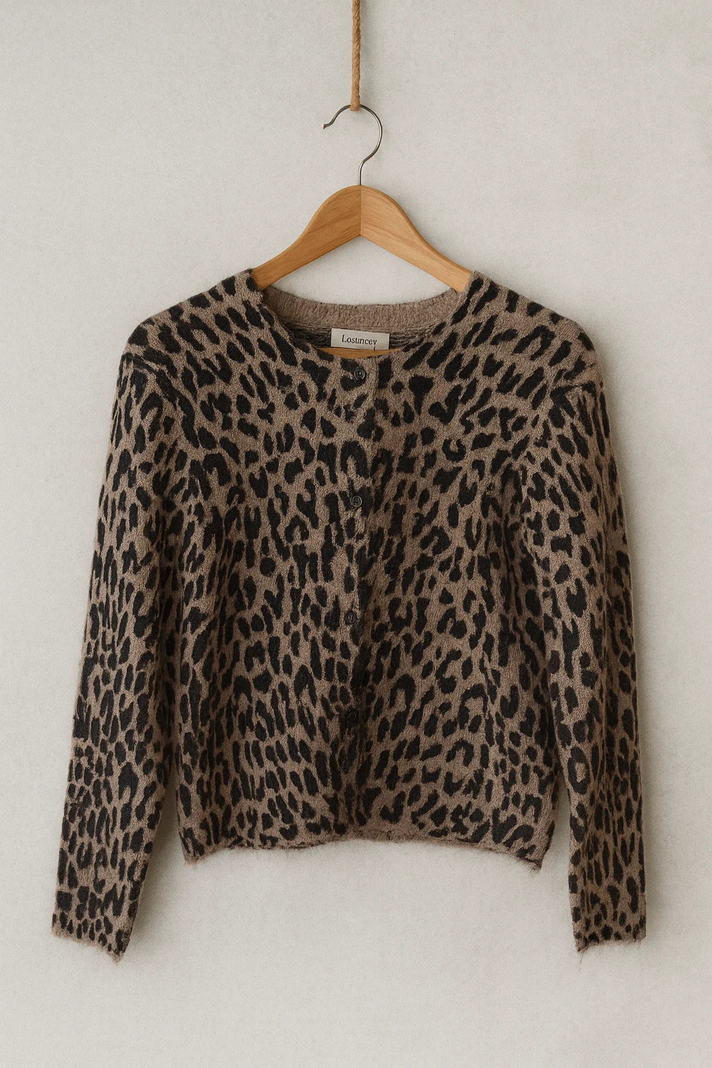 Flauschige Strickjacke im Leopardenmuster - Elli by Lena & Lisa