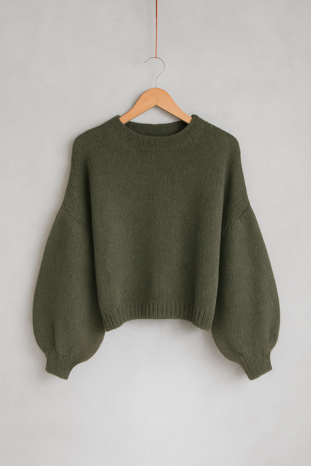 Trendiger, kuscheliger Pullover mit Puffärmeln aus Mohairmix – Khaki