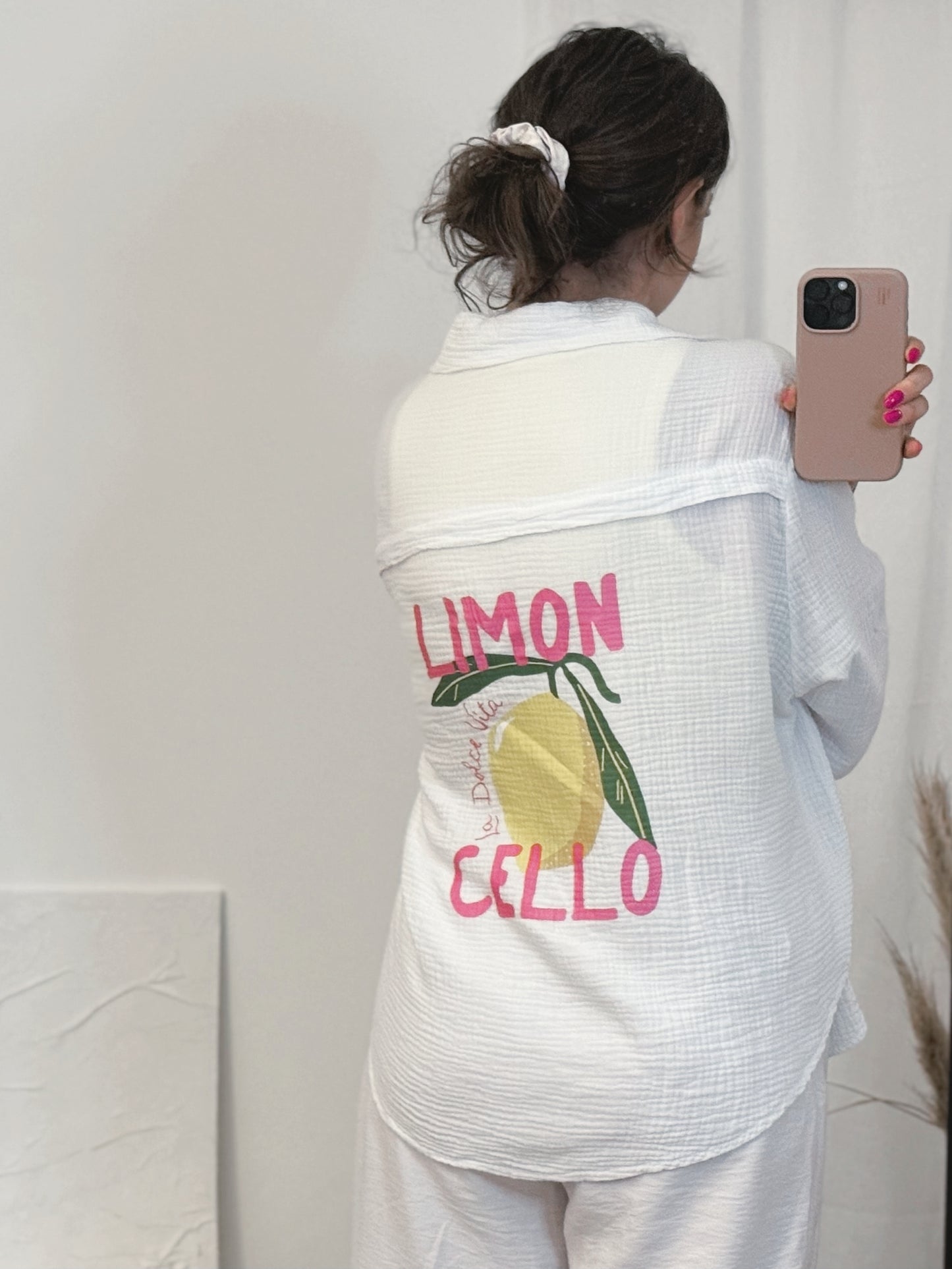 Baumwollbluse im Oversize-Schnitt mit buntem Zitronenmotiv