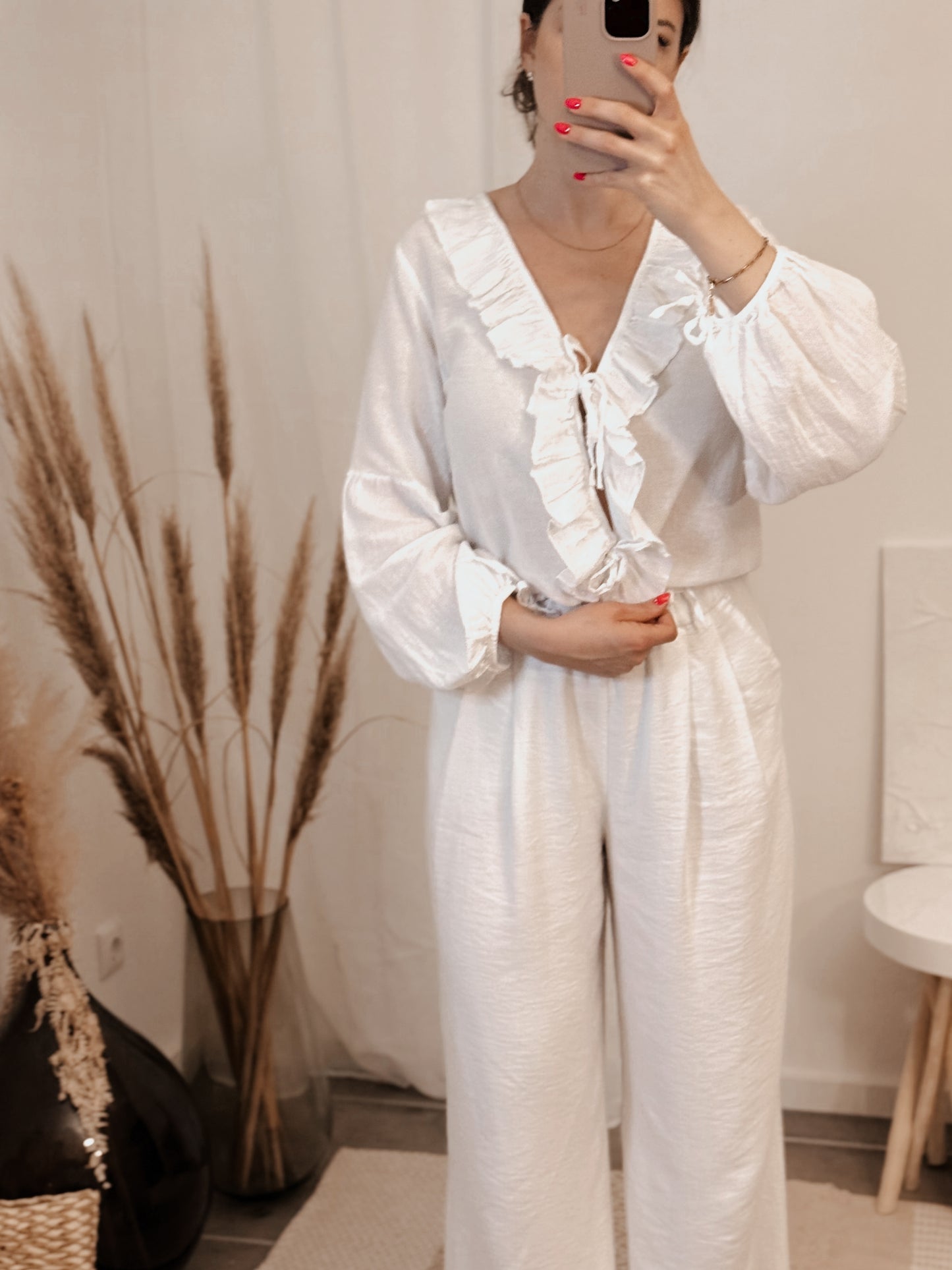 Weiße Viskosebluse für Frühling und Sommer, locker geschnitten