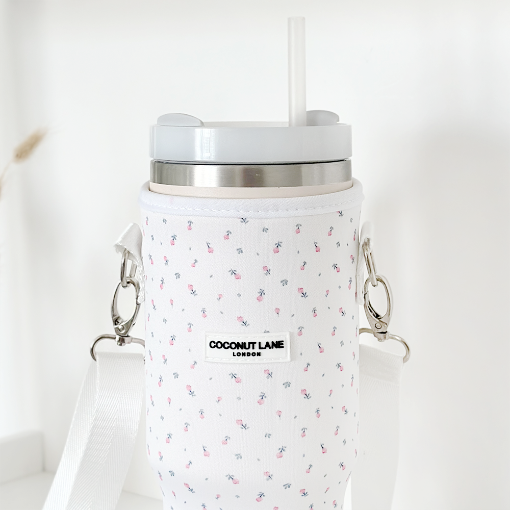 Praktisches Tumbler Carry Case – Kompakte Tasche mit Blumenmuster, die deinen Tumbler auf Spaziergängen oder Ausflügen schützt.