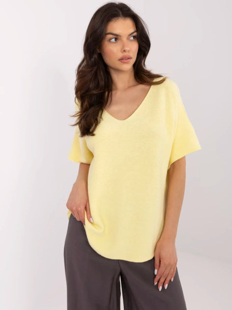 Kurzarmshirt in Gelb – ideal für warme Tage