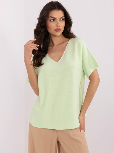 Pistaziengrünes Damen T-Shirt mit luftigem Schnitt