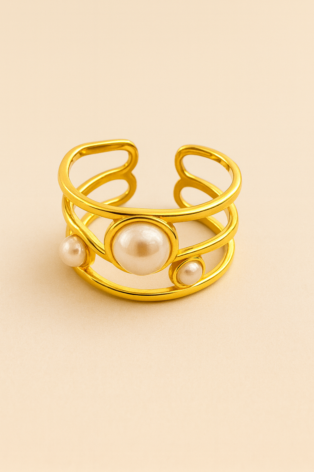 Triple Pearl Elegance Ring