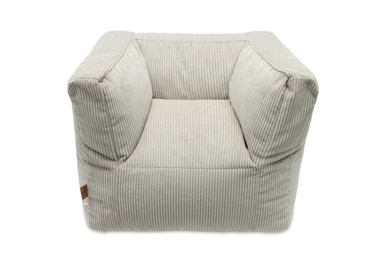 Cord-Kindersessel in Olive Green – passt perfekt in jedes moderne Kinderzimmer.