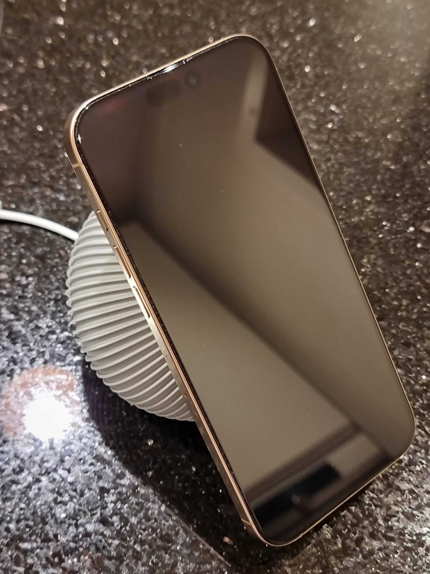 Apple MagSafe Ladestation mit Standby-Funktion - Elli by Lena & Lisa