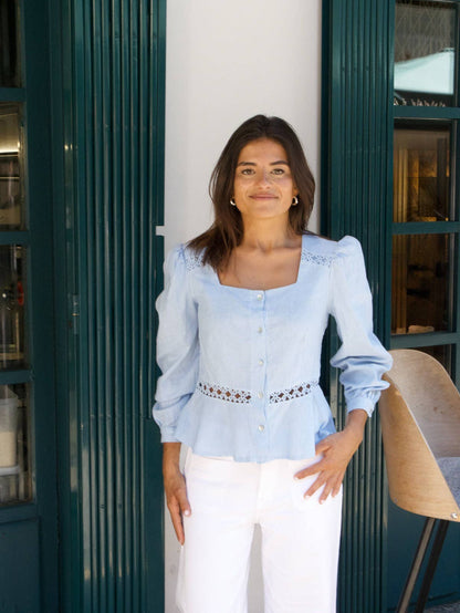 Baumwoll-Leinen Bluse mit Knopfleiste und Spitzeneinsatz