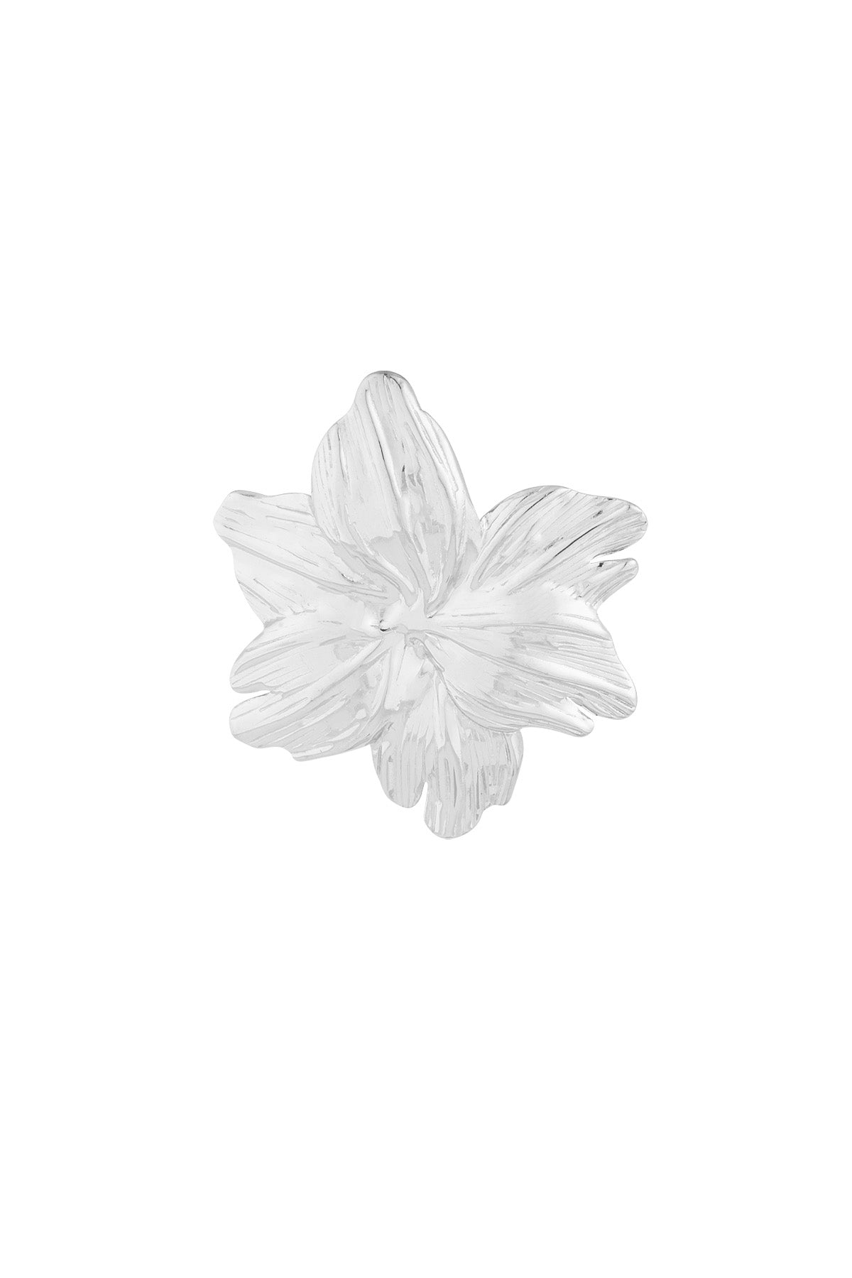 Elegante Blumenbrosche in Silber – das perfekte Accessoire für dein Outfit