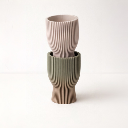 Minimalistischer Eierbecher mit Rillenstruktur – Skandi Design