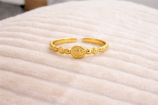 Feiner Goldring – elegant & filigran