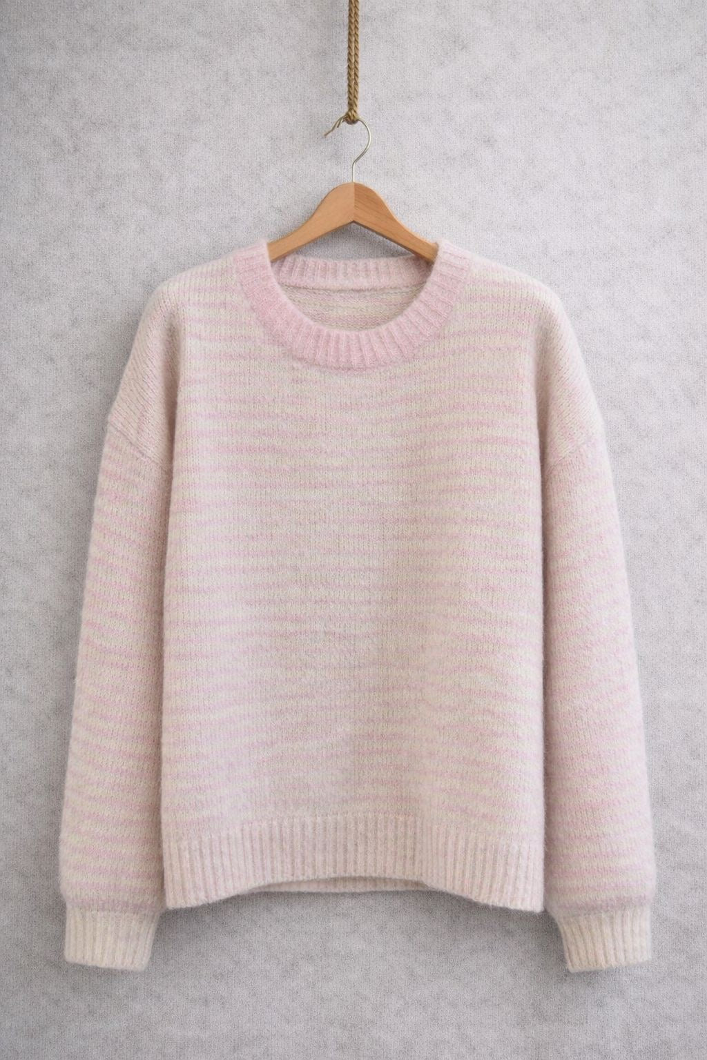 Gestreifter Oversize-Pullover mit Wolle und Alpaka-Anteil