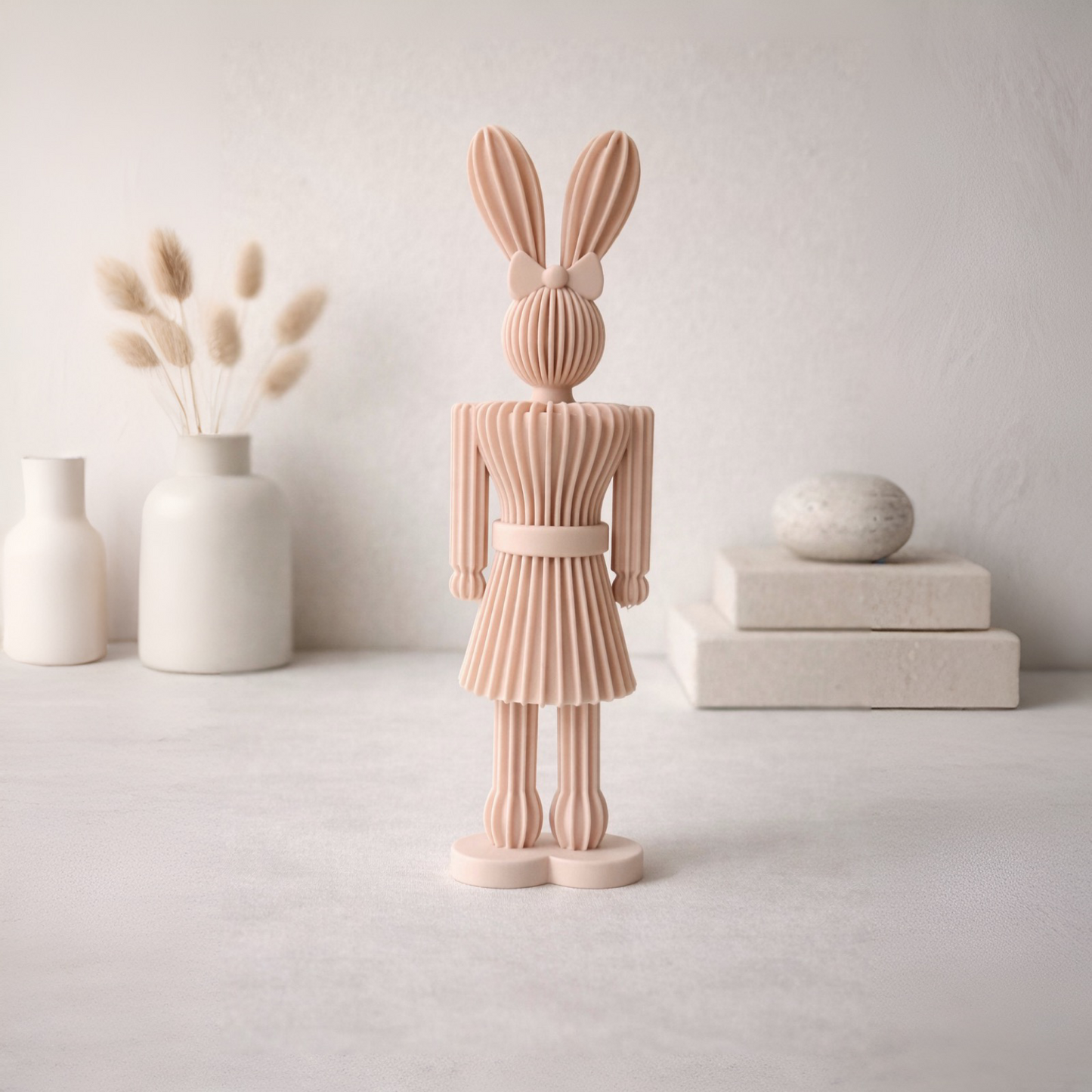 Lady Mümmel – süßes Häschen in Nussknacker-Optik