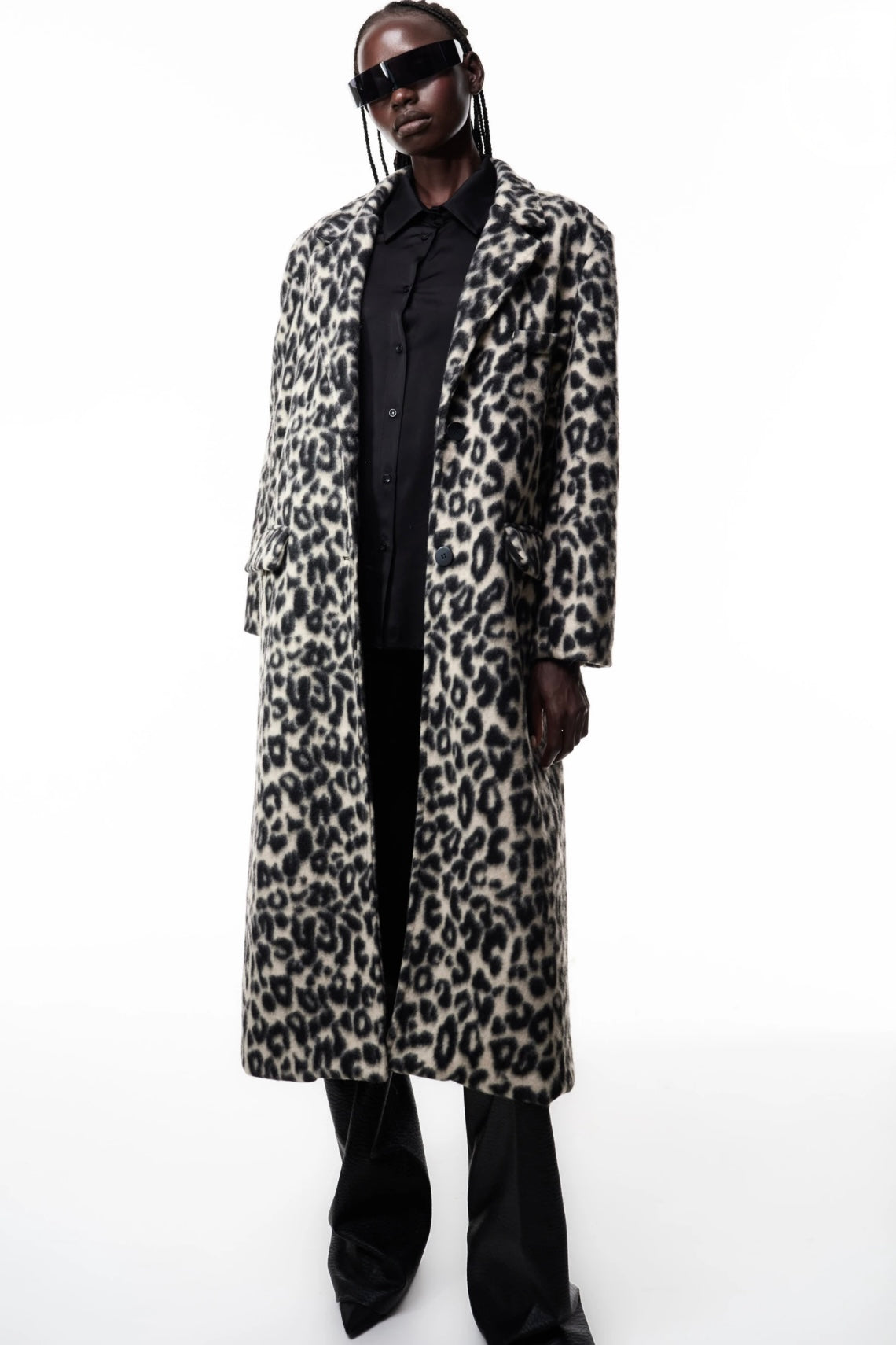 Langer Mantel im Leopardenmuster – Statement Piece für Herbst & Winter