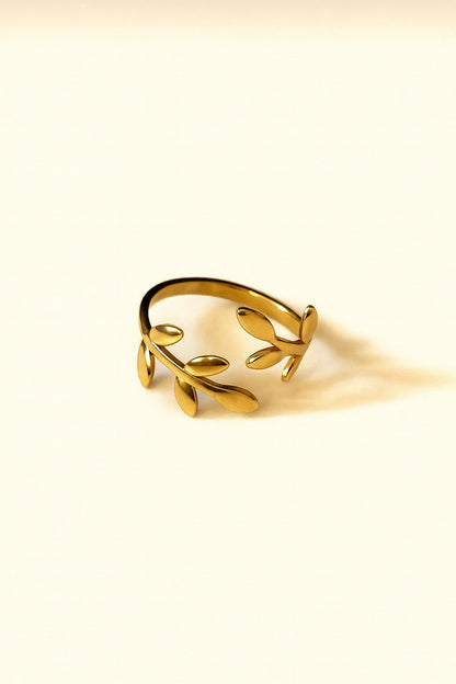 Blooming Leaf Ring