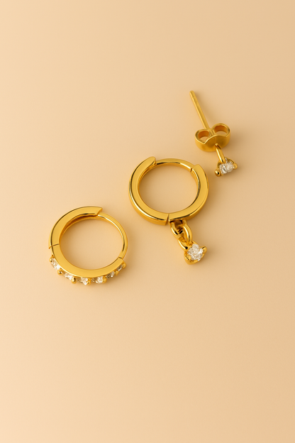 Feines Ohrring-Set in Gold mit Kristall-Details – Modern Chic