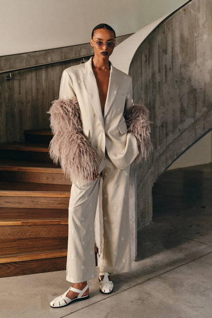 Beige Hose mit hohem Bund für festliche Looks