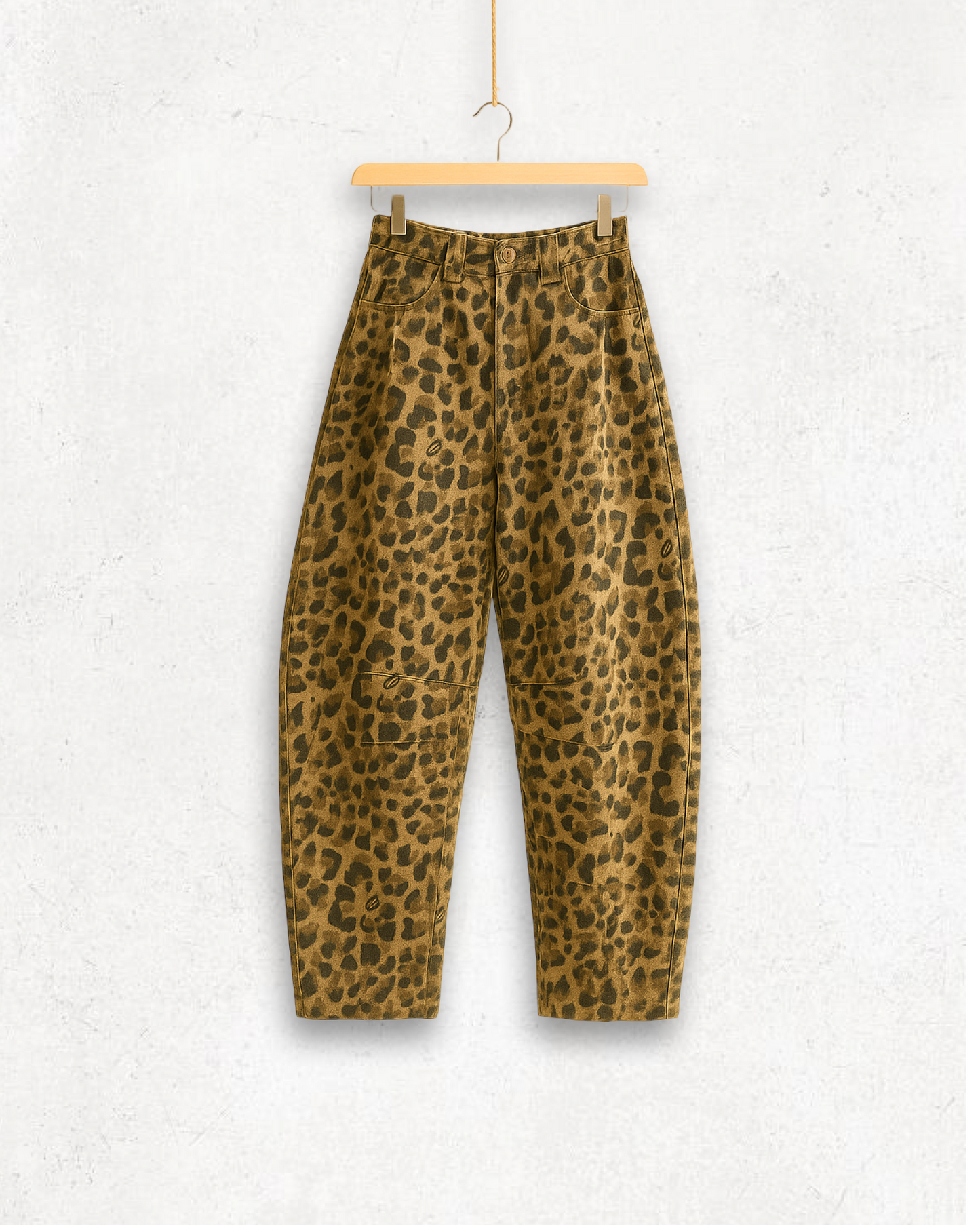 Barrel-Jeans mit Leopardenmuster