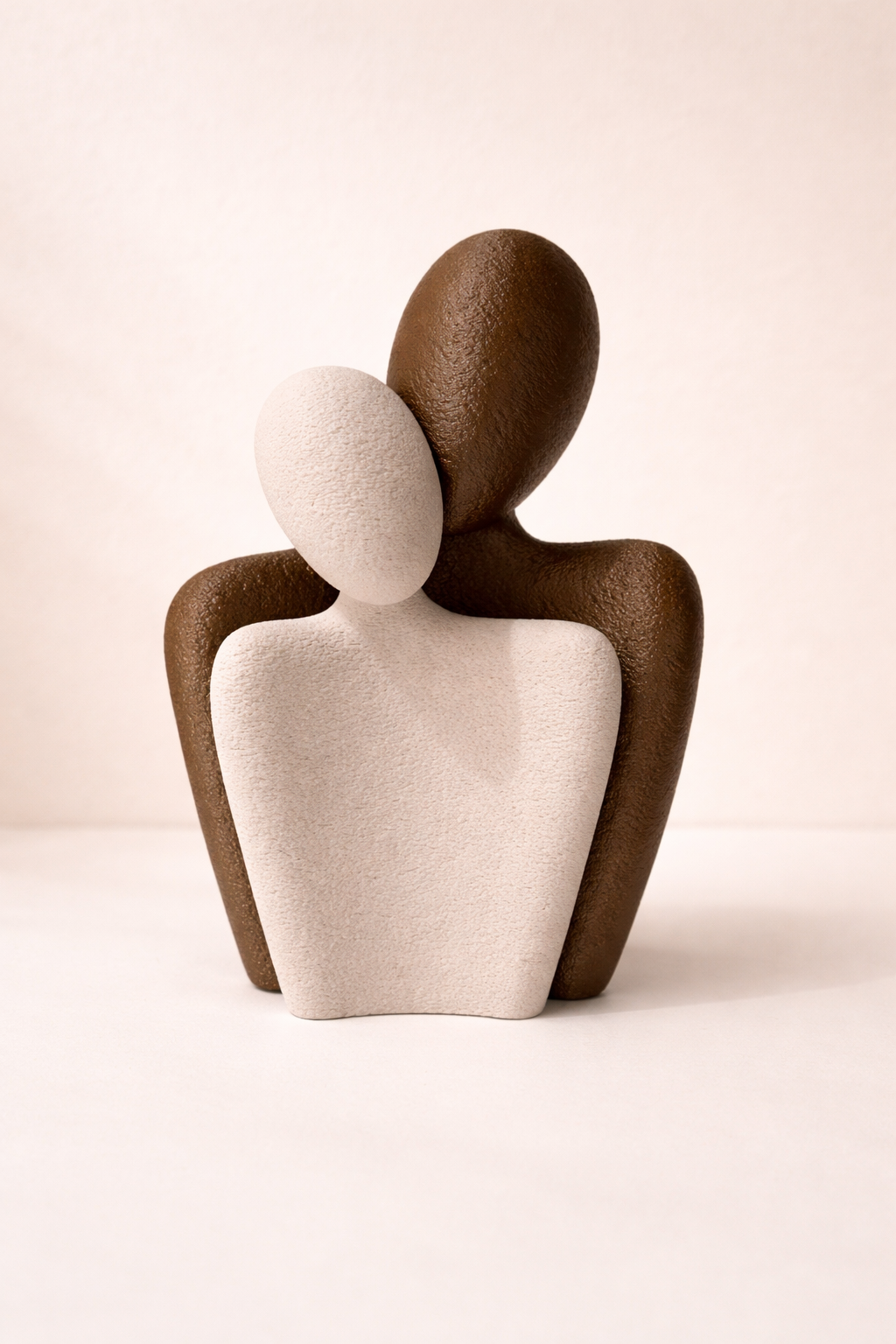 Abstrakte Liebespaar Skulptur – Moderne Skandi Deko Figur