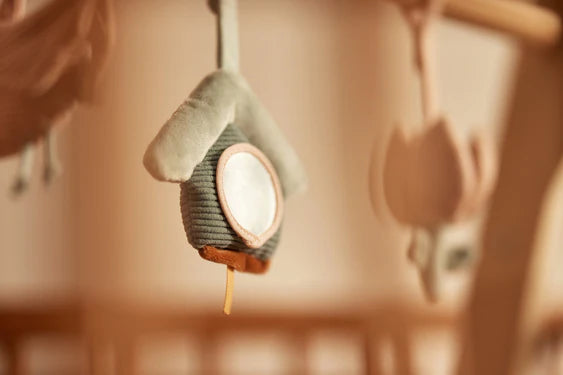 Niedliche Babygym-Spielzeuge mit Lovely Birds Design