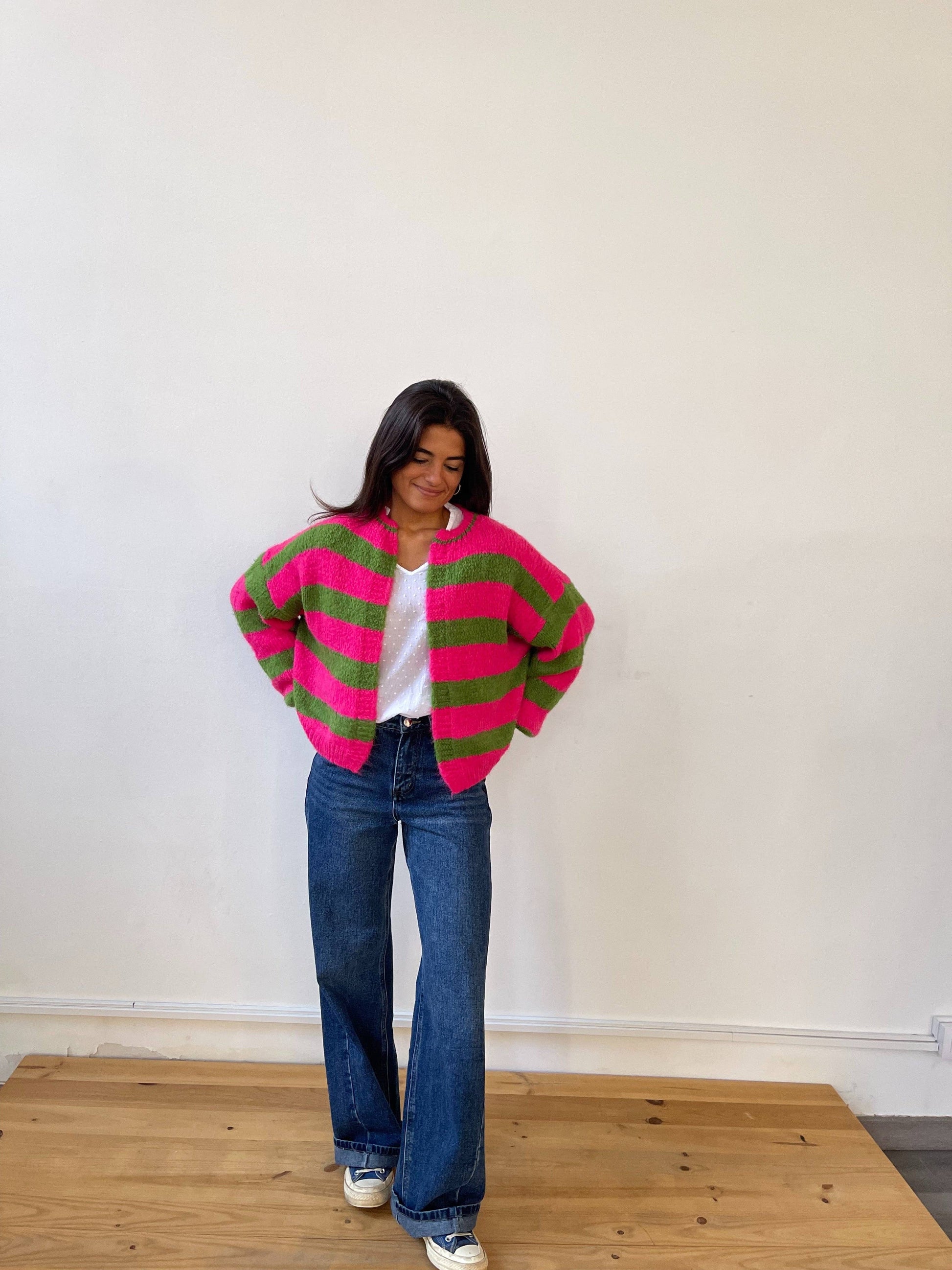 Cardigan Fuchsia und Grün offen
