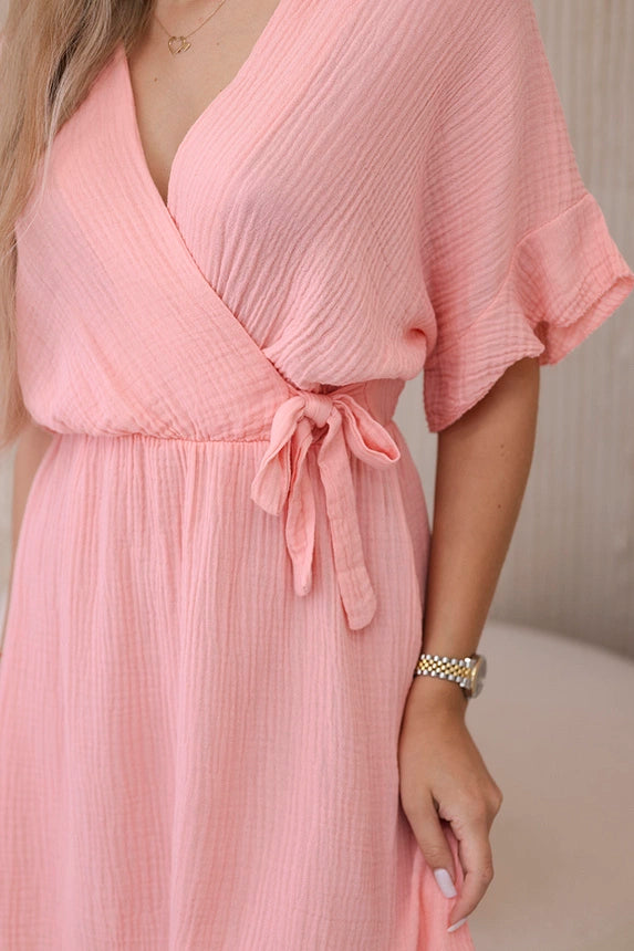 Musselinkleid Musselin Kleider Sommer Sommertrends 2025 Trends Baumwolle Wickelkleid Rosa Schleife zum Binden