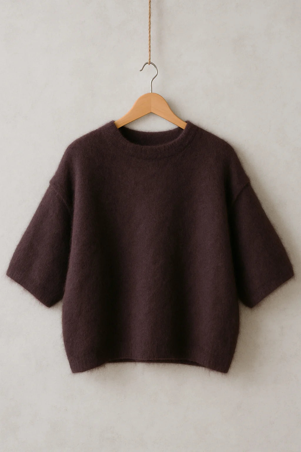 Mohairpullover dunkelbraun mit kurzen Ärmeln