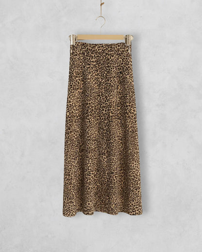 Leoprint Maxirock mit Schlitz