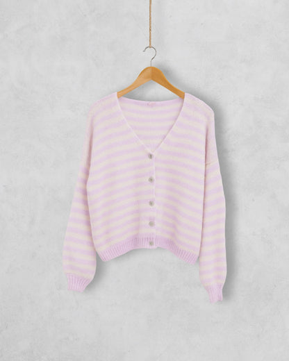 Gehypte Strickjacke gestreift