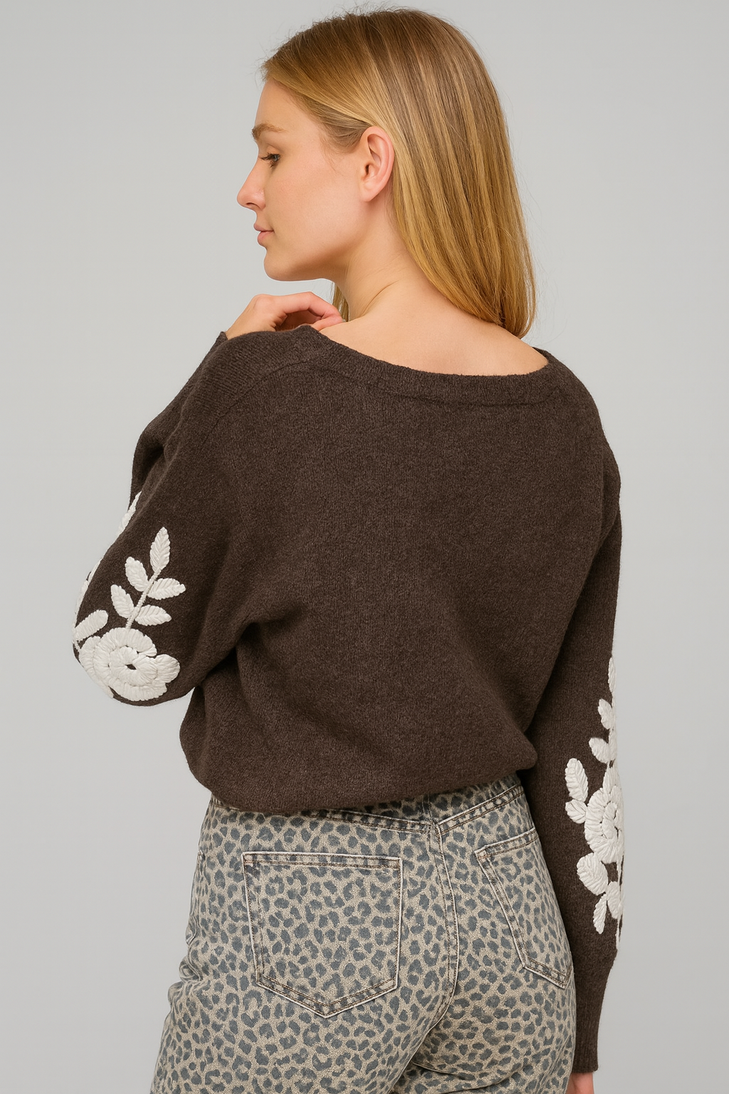 Florale Bestickte Strickjacke mit Wolle und Alpaka-Anteil