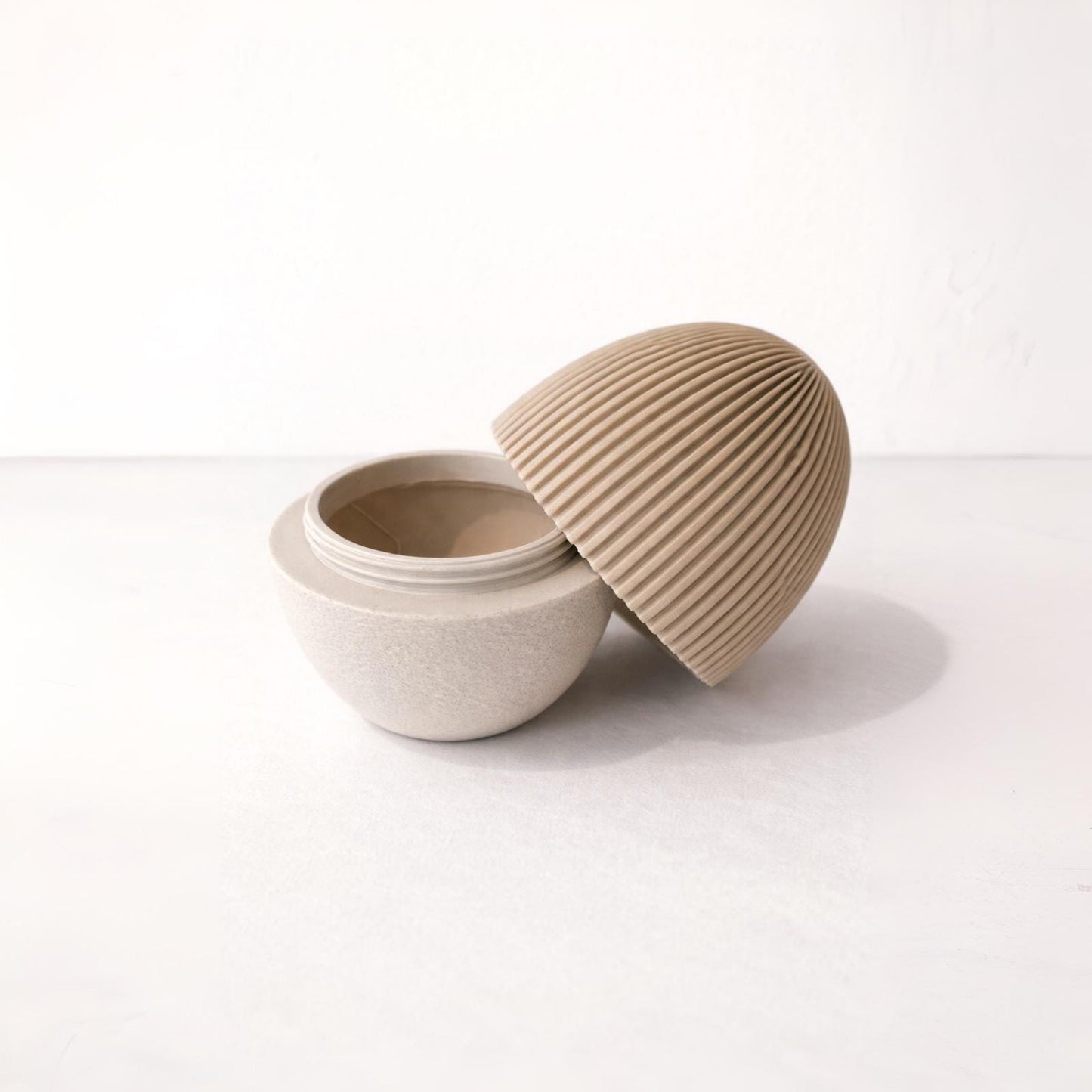 Deko-Ei zum Aufschrauben mit oder ohne Ohren