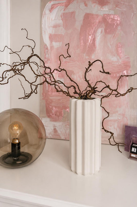 Moderne Vase im minimalistischen Design