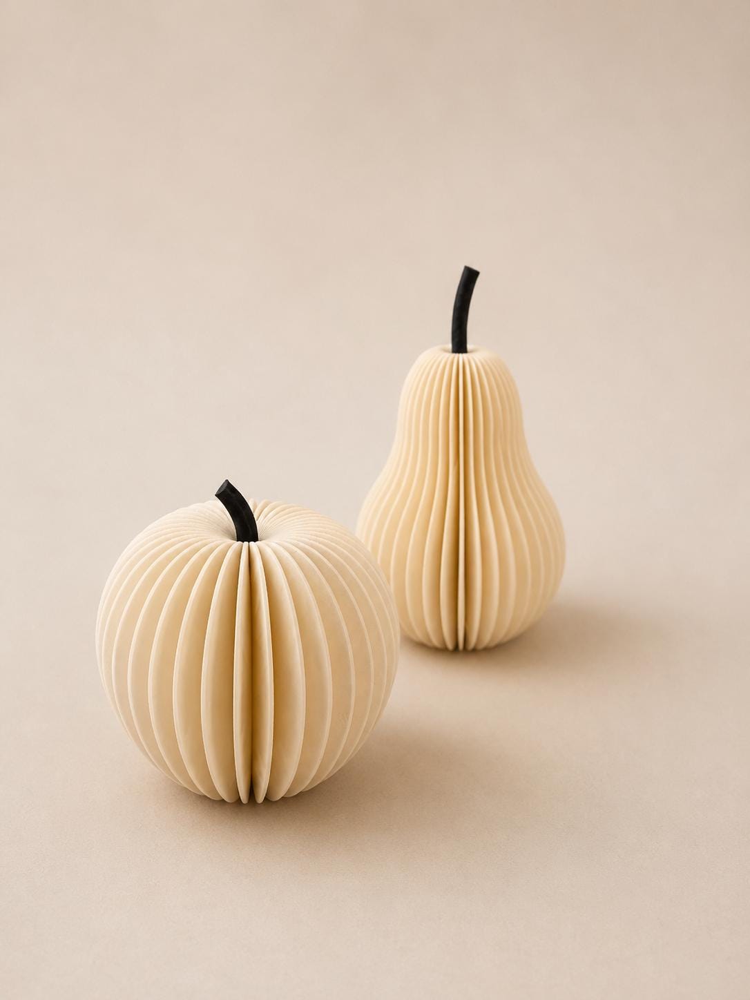 Papieroptik Herbstdeko Set | Apfel & Birne Deko | Minimalistische Tischdeko | Scandi Herbstdeko | Moderne Dekofrüchte | Geschenkidee